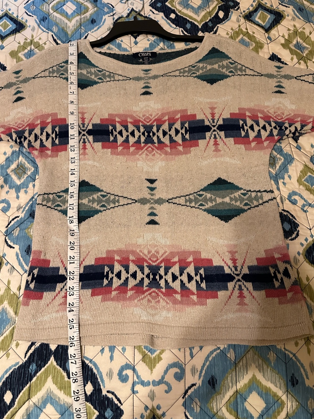 Chaps Cream Short Sleeve Knit Top with Blue and Pink Aztec Print. Size Medium - Picture 8 of 9